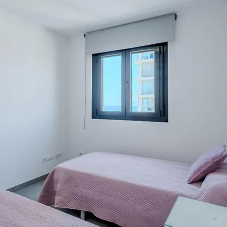 Bernia Al Mar 8b - Grupo Turis * Calp